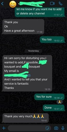 Customer chat: an extra bouquet was added, and the customer calls the service fantastic